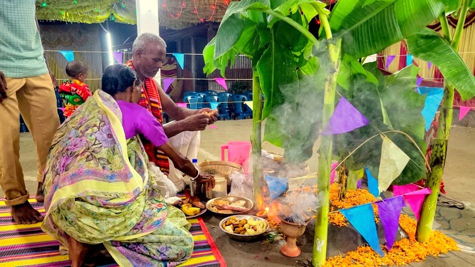ঠাকুরগাঁওয়ে ক্ষুদ্র নৃগোষ্ঠীর সর্ববৃহৎ ধর্মীয় উৎসব কারাম অনুষ্ঠিত