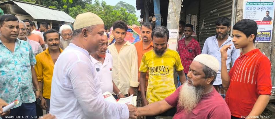 বাউফলে পৌর নির্বাচনপ্রচারে ব্যস্ত মেয়র প্রার্থী হুমায়ুন কবির, বিভিন্ন ওয়ার্ডে গণসংযোগ