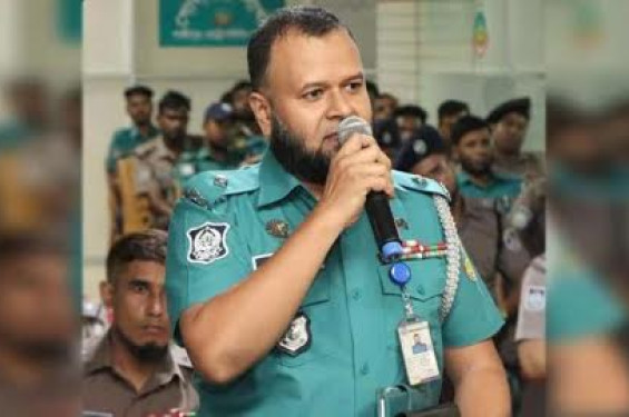 বিরোধী দলের লংমার্চ নিয়ে জিএমপি পুলিশের পোস্ট, কর্মকর্তা প্রত্যাহার