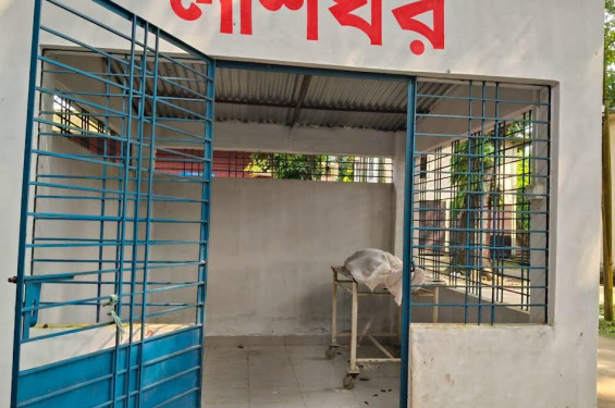 কালীগঞ্জে রূপসা গাড়ির ধাক্কায় প্রাণ গেল পৌর কসাইখানা পরিদর্শকের