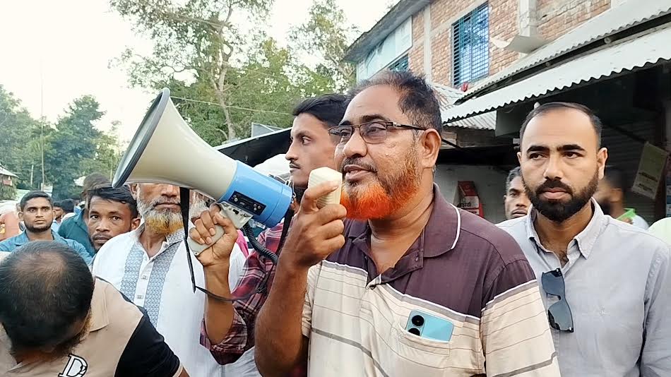 লোহাগড়ায় ইউপি চেয়ারম্যান প্রার্থী মশিয়ার রহমানের গণসংযোগ ও পথসভা