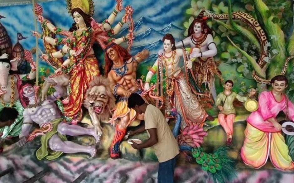 শার্শা ও বেনাপোলে শারদীয় দুর্গোৎসবের প্রস্তুতি সম্পন্ন: ৩২ মণ্ডপে বইছে আনন্দের জোয়ার
