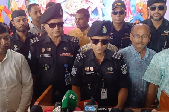পঞ্চগড়ে দুর্গাপূজা উপলক্ষে সিপিসি-২ ও এসআরবি-১৩-এর নিরাপত্তা বিষয়ক প্রেস ব্রিফিং