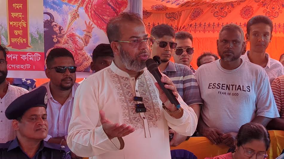 “আমাদের নেতা তারেক রহমান বলেছেন—ধর্ম যার যার, উৎসব তার তার, কিন্তু নিরাপত্তা পাওয়ার অধিকার সবার”: পরিবেশ প্রতিমন্ত্রী