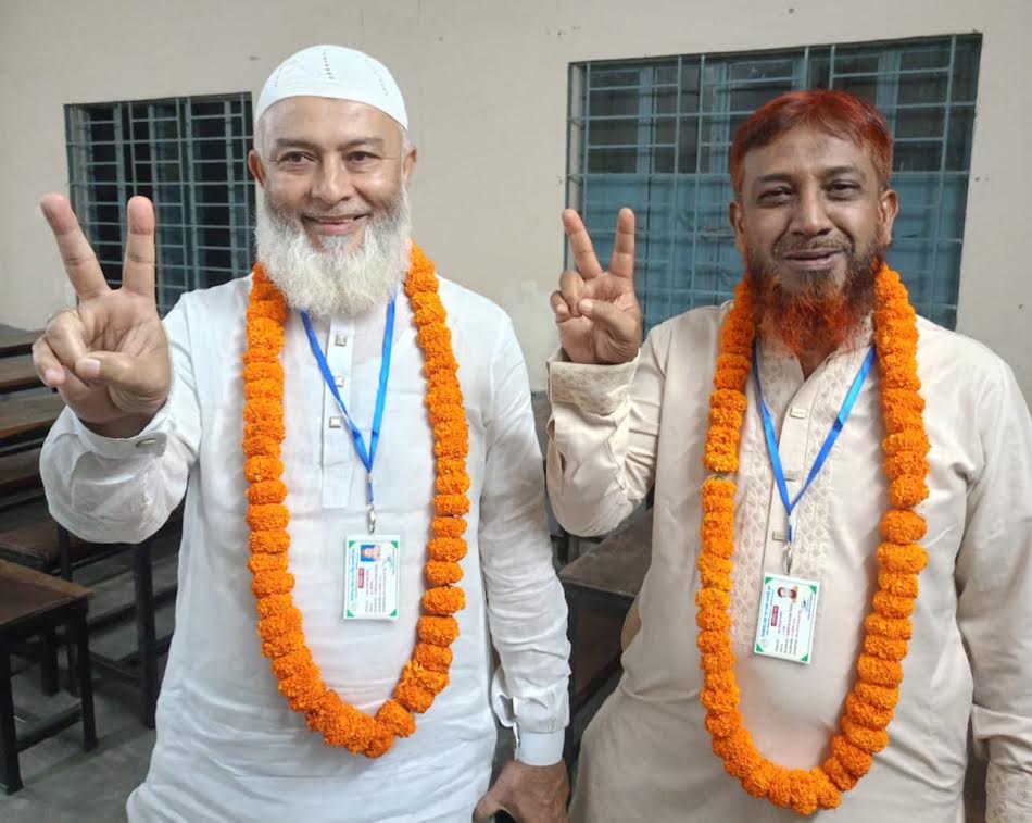 দিনাজপুর জেলা ধান-চাল ব্যবসায়ী গ্রুপের কার্যনির্বাহী কমিটির নির্বাচনে সভাপতি তুহিন ও সাধারণ সম্পাদক সাদেকুল নির্বাচিত