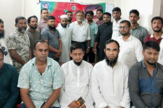 আন্দালিভ রহমান পার্থ  সুস্থধারার রাজনীতির ধারক-বাহক : খলিলুর রহমান