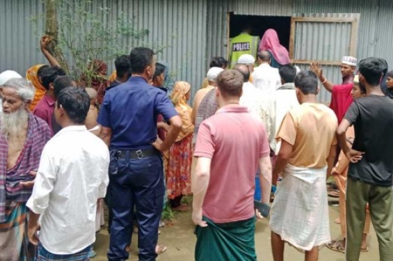 টাঙ্গাইলে বৃদ্ধাকে গলাকেটে হত্যা, স্বর্ণালংকার লুট