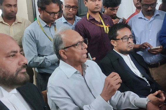১৫ বছরের দুঃশাসনের পুনরাবৃত্তি আর না হোক, ট্রাইব্যুনালে মাহমুদুর রহমান