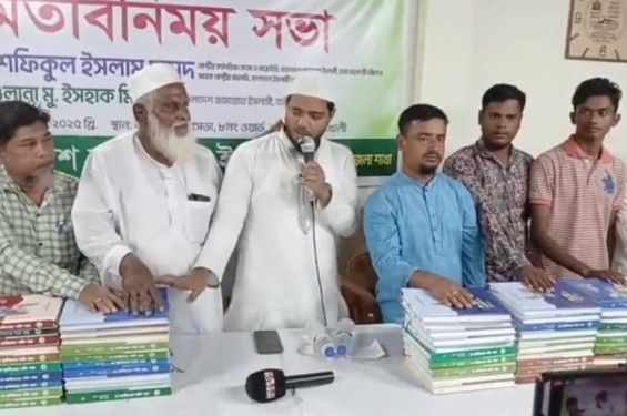 বাউফলের শহীদ পরিবারের সাথে  মতবিনিময়, শহীদ স্মারক ও মৌসুমী ফল উপহার