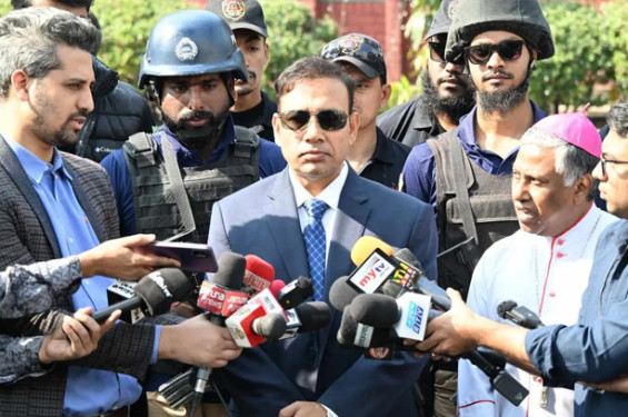 বড়দিন উপলক্ষে সিটিটিসির নিরাপত্তা ব্যবস্থা: ঢাকায় ব্যাপক প্রস্তুতি