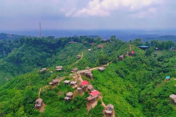 প্রাকৃতিক দুর্যোগের কারনে  বান্দরবানে লামায় ৭৫টি রিসোর্ট  বন্ধ ঘোষণা।