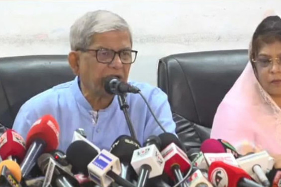 গণতান্ত্রিক উত্তরণের রোডম্যাপের জন্য অপেক্ষা করছি : মির্জা ফখরুল