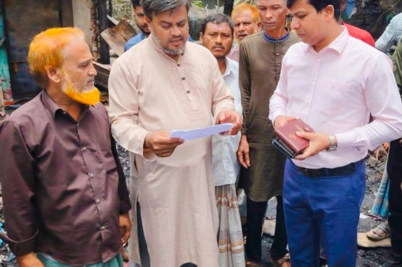 বাঁশখালীতে বালু উত্তোলনের সময় একজনকে আটক, ৫০ হাজার টাকা জরিমানা