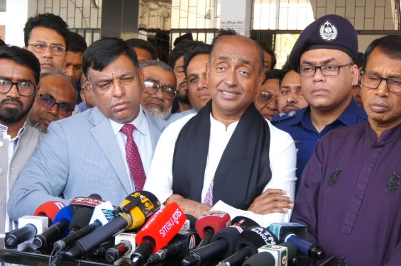 সরকার আইনসঙ্গত ভাবে ফ্যাসিস্টদের বিচার করতে বদ্ধ পরিকর  -আইনমন্ত্রী এডভোকেট মো: আসাদুজ্জামান
