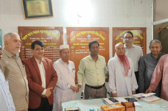 ১৮ মাস পর স্বপদে বহাল প্রধান শিক্ষক বরুণ চন্দ্র দাস