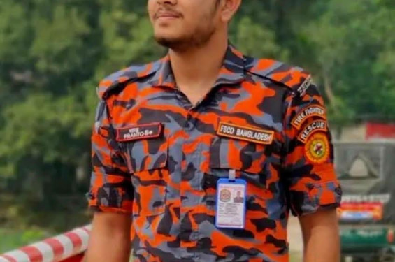 নোয়াখালী থেকে  অসুস্থ বাবাকে দেখতে বরগুনা   যাওয়ার পথে  সড়ক দুর্ঘটনায় প্রাণ হারালেন ছেলে