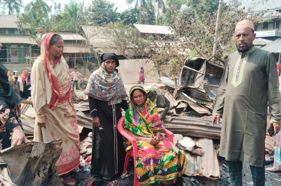 বাউফলে অগ্নিকান্ডে ০২টি বসতঘর পুড়ে ছাই