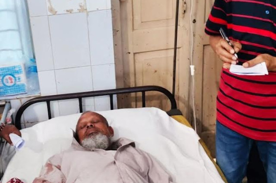 আত্রাইয়ে কাপড় ব্যবসায়ীকে ছুরিকাঘাত করে টাকা ছিনতাই