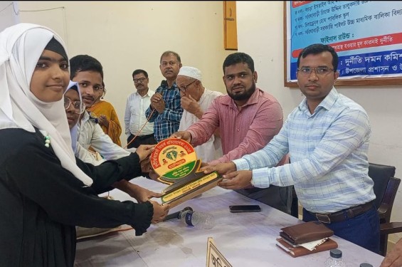 জেলা দুদকের আয়োজনে সরিষাবাড়ীতে দুর্নীতিবিরোধী বিকর্ত প্রতিযোগিতা অনুষ্ঠিত