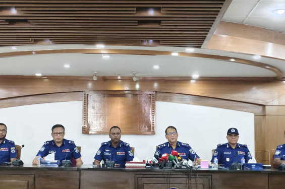 আগামী নির্বাচনে পলাতক ফ্যাসিস্ট শক্তি মোকাবিলাই বড় চ্যালেঞ্জ : আইজিপি