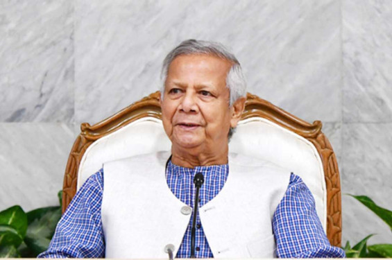‘নির্বাচনের বিকল্প নিয়ে ভাবলে তা হবে জাতির জন্য গভীর বিপজ্জনক’: প্রধান উপদেষ্টা