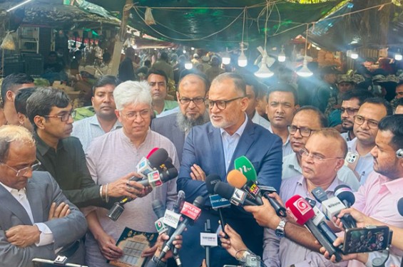 দু’দিনের মধ্যে সয়াবিন তেলের সরবরাহ স্বাভাবিক হবে: বাণিজ্য উপদেষ্টা