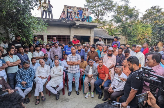 কুষ্টিয়া ও চুয়াডাঙ্গায় শহীদ ও আহত পরিবারের পাশে তারেক রহমান