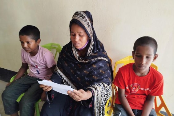 নড়াইলের পিরোলীতে বিধবার জমি জোরপূর্বক দখলের অভিযোগ