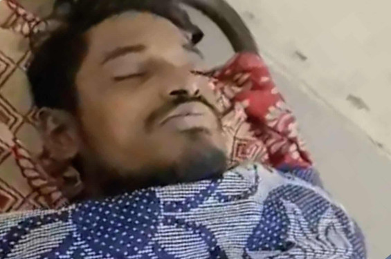নড়াইলে ষাঁড়ের দৌঁড় খেয়ে প্রাণ হারালেন যুবক !