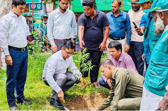 চুনারুঘাটে ৩ দিনব্যাপী বৃক্ষ মেলার উদ্বোধন