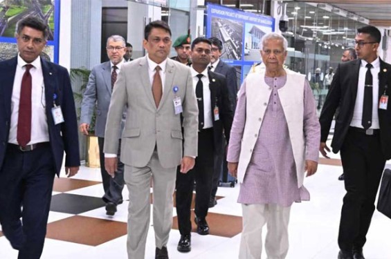কাতারের উদ্দেশে ঢাকা ছেড়েছেন প্রধান উপদেষ্টা