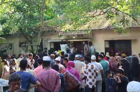 পারিবারিক বিরোধ: লক্ষ্মীপুরে নারীকে জবাই করে হত্যা, ঘাতক গ্রেপ্তার