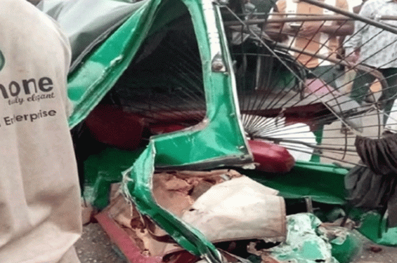 সিরাজগঞ্জে বাস-সিএনজি সংঘর্ষে নিহত ৩