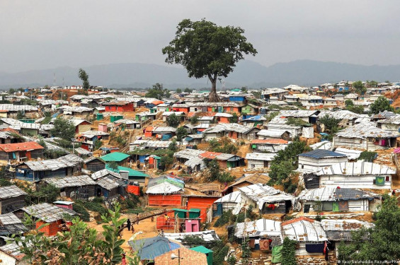 দেশে প্রায় ১২ লাখ রোহিঙ্গা