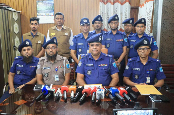 আলোচিত খুন-ডাকাতির রহস্য উদ্ঘাটন, ৯ দিনে পুলিশের জালে মূল ৭ সদস্য