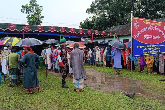 পঞ্চগড়ে ১৮ বিজিবির বিনামূল্যে ওষুধ ও চিকিৎসাসেবা প্রদান
