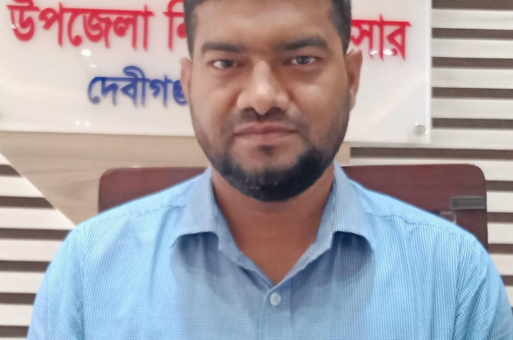 দেবীগঞ্জকে মডেল উপজেলা হিসেবে গড়তে কাজ করছেন ইউএনও