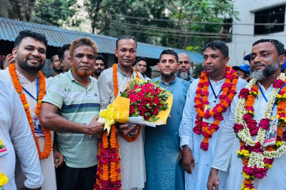 বান্দরবান কাঠ ব্যবসায়ী সমিতির   সভাপতি জিমি, সাধারণ সম্পাদক জাহাঙ্গীর