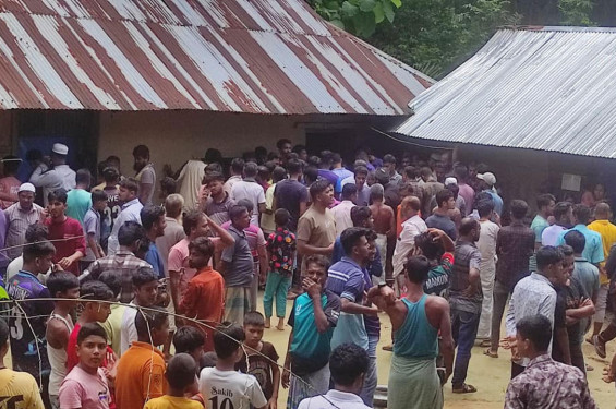 খাগড়াছড়িতে মা-মেয়েকে গলা কেটে হত্যা