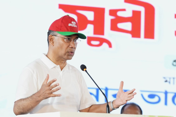 জলাবদ্ধতা রোধ ও পানি সংরক্ষণ করতেই খাল খনন কর্মসূচি: প্রধানমন্ত্রী