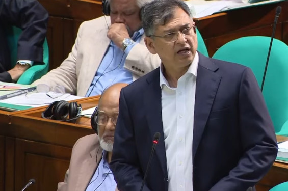 বিরোধী দলের নোটিশ: বিধি মেনে সংসদ পরিচালনার আহ্বান স্বরাষ্ট্রমন্ত্রীর