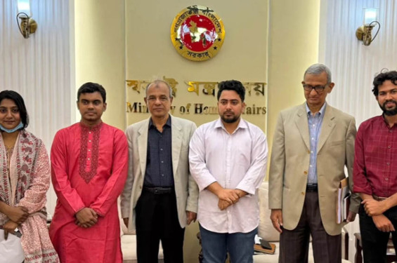 দাবি পূরণের আশ্বাসে সাত কলেজের শিক্ষার্থীদের আন্দোলন প্রত্যাহার