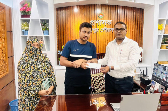 হাসিবের কলেজে ভর্তির দায়িত্ব নিলেন লক্ষ্মীপুর পৌরসভার প্রশাসক