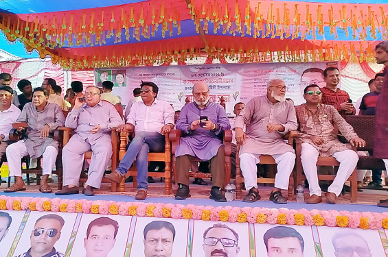নড়াইলের কালিয়ায় একই মঞ্চে বিএনপির ৬ মনোনয়ন প্রত্যাশী