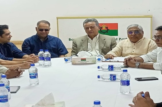 ঐক্যমত্যের বাইরে সংস্কারের প্রয়োজন নেই:  আমির খসরু মাহমুদ চৌধুরী
