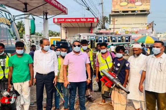 মশার উপদ্রব থেকে রক্ষায় মশক নিধন অভিযানে নেমেছে লক্ষ্মীপুর পৌরসভা