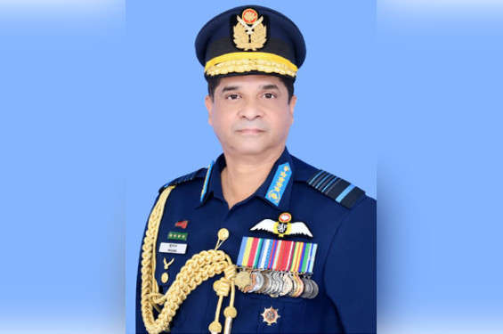 জাপান সফর শেষে দেশে ফিরেছেন বিমান বাহিনী প্রধান