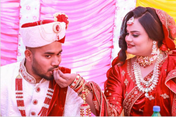 বিয়ে করলেন সাফজয়ী নারী ফুটবলার সিরাজগঞ্জের আঁখি