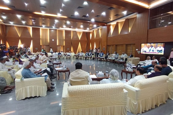 আলোচনায় আশানুরূপ অগ্রগতি হয়নি, ‘জুলাই সনদ’ কবে পরিষ্কার নয় কমিশন:আলী রীয়াজ