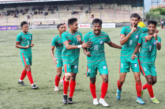 ভারতকে হারিয়ে ফাইনালে বাংলাদেশ
